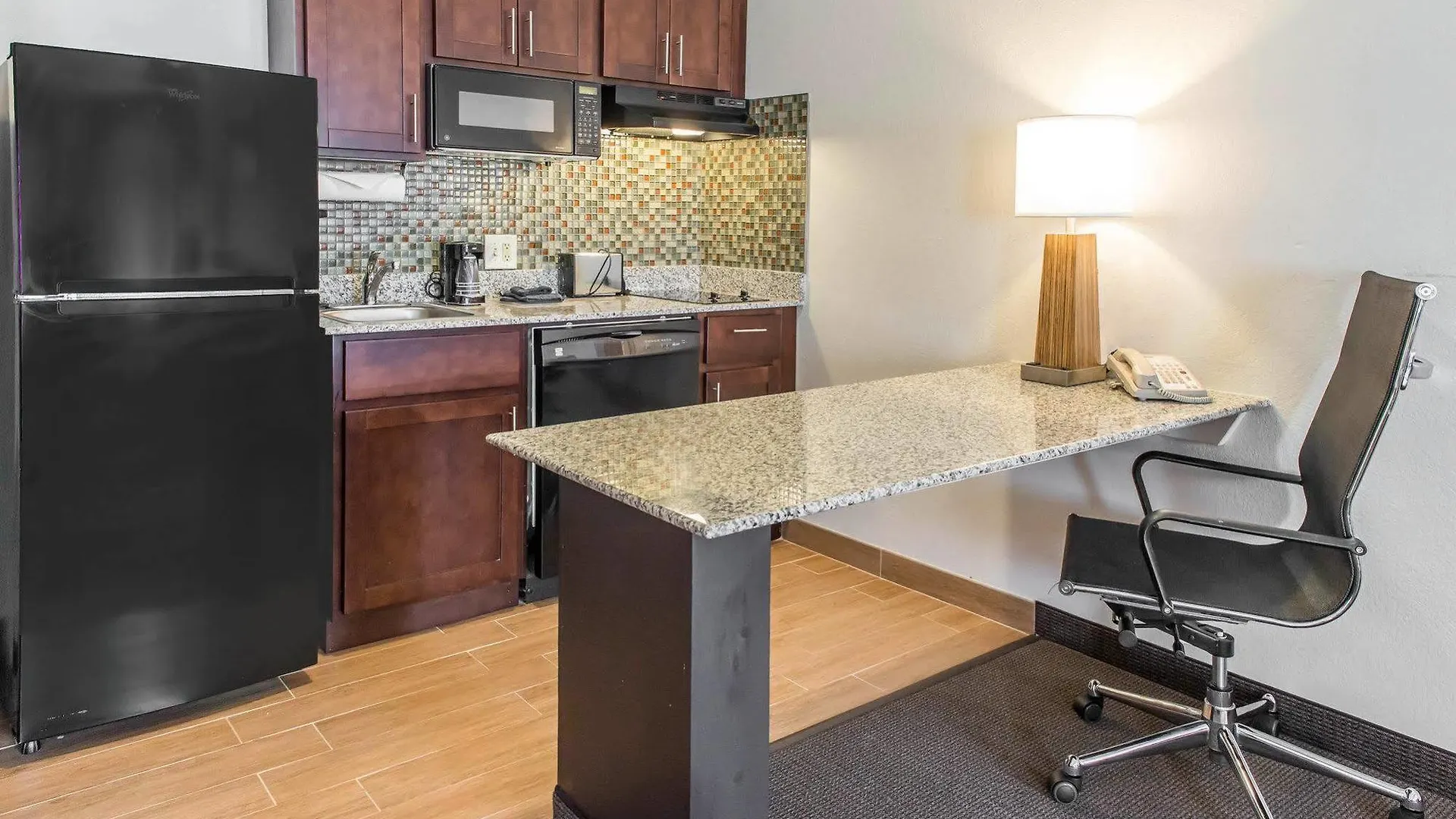 Mainstay Suites Pittsburgh Airport Robinson Township  2*, Robinson Township (Allegheny County)